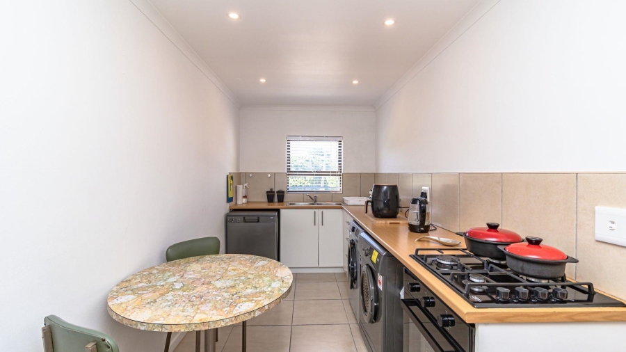 2 Bedroom Property for Sale in De Kelders Western Cape